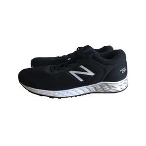 New Balance Arishi v2  Black Silver Boys Size 5